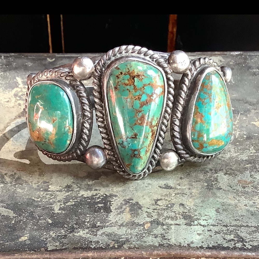 VTG Native American Turquoise Silver Cuff